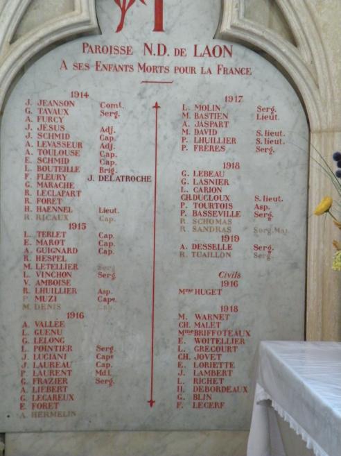  plaque commémorative des morts de la grande guerre, cathédrale
